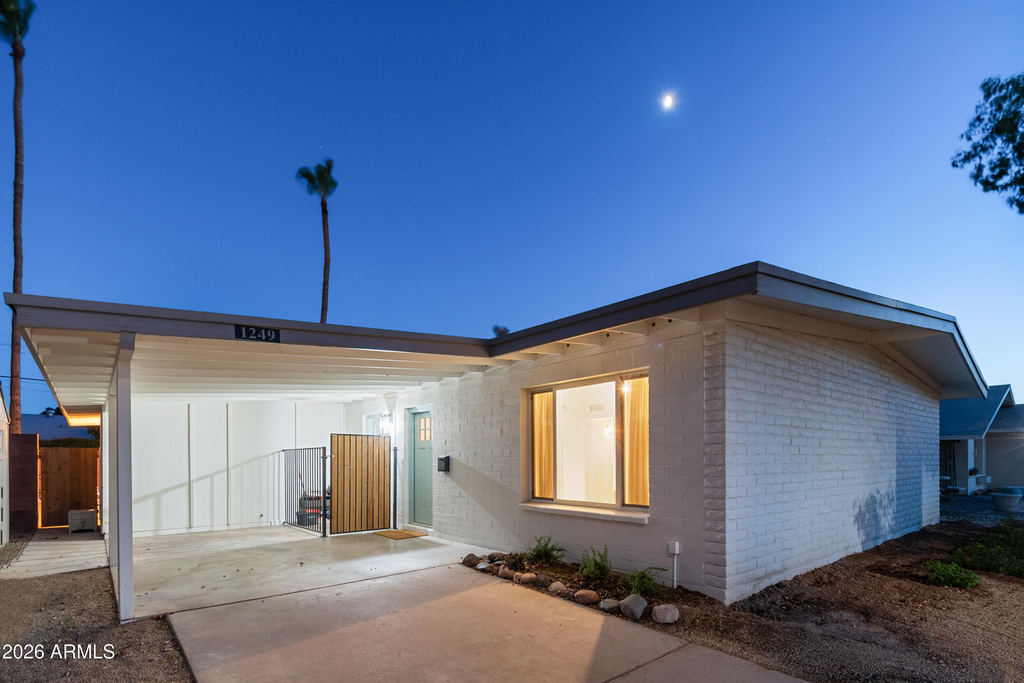 1249 E Bishop Drive - Photo 19