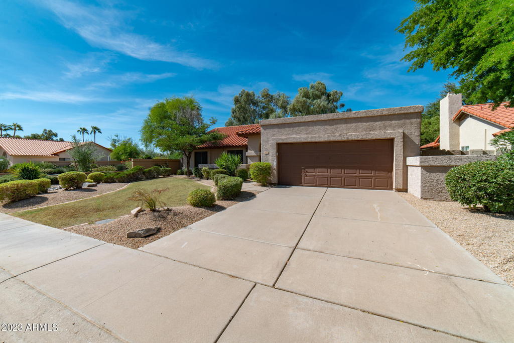 9210 N 104th Place - Photo 31