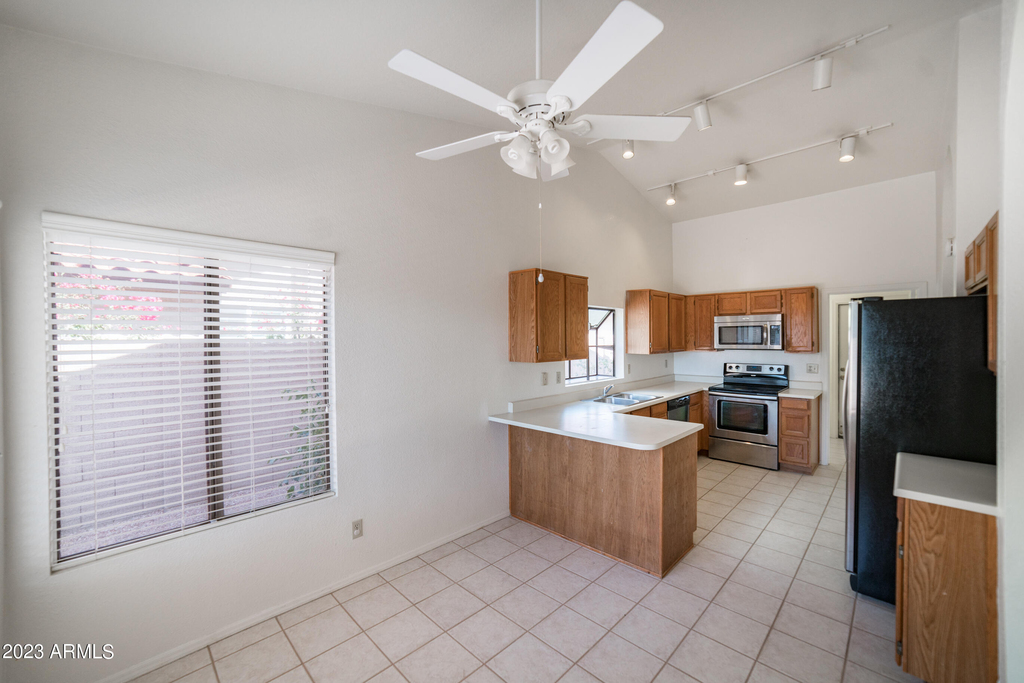 9210 N 104th Place - Photo 13
