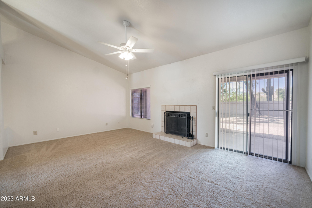 9210 N 104th Place - Photo 4