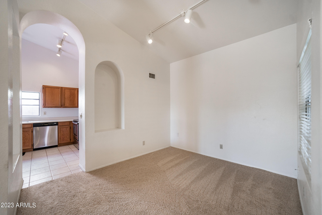 9210 N 104th Place - Photo 15