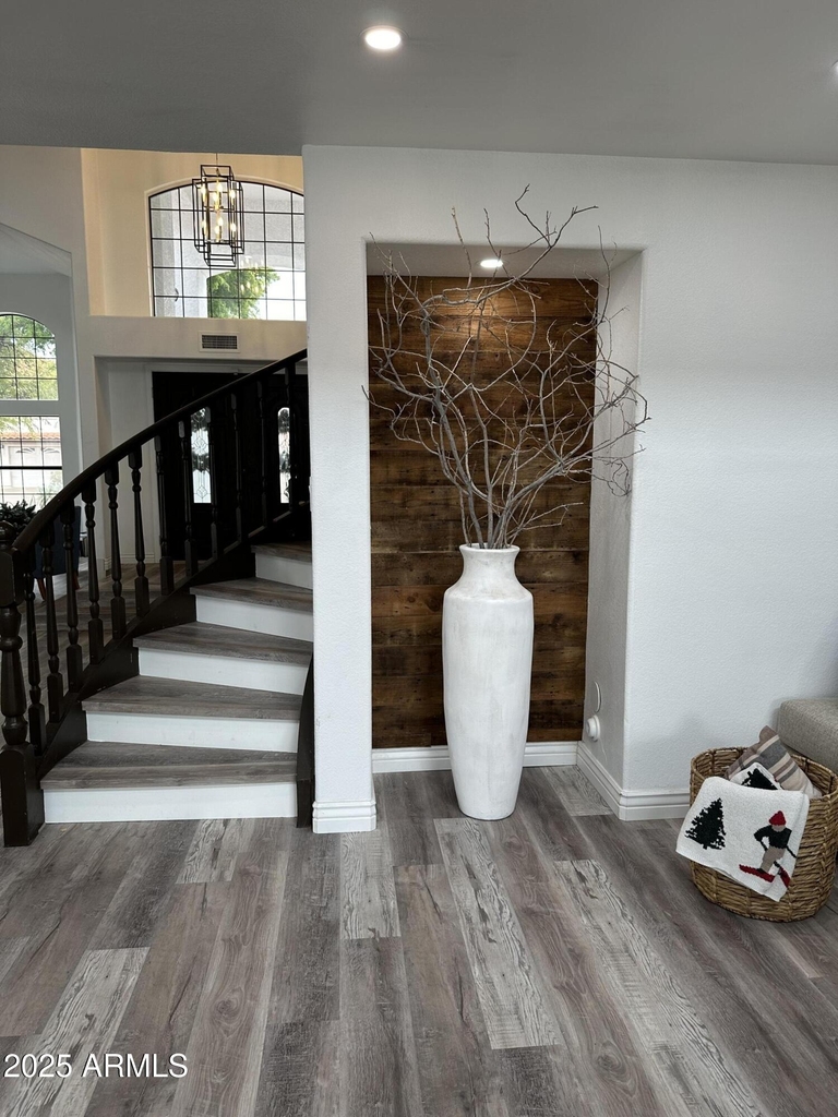 11126 N 129th Way - Photo 3
