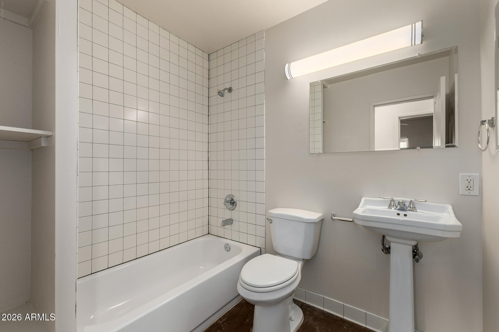365 E Weldon Avenue - Photo 6