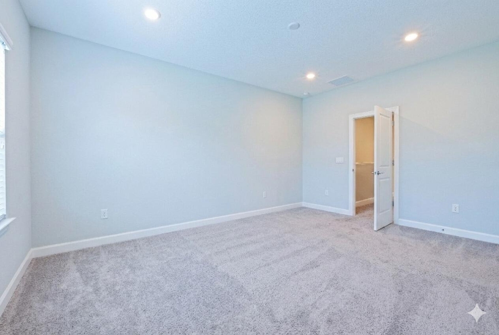 1832 Se Roxy Way - Photo 9