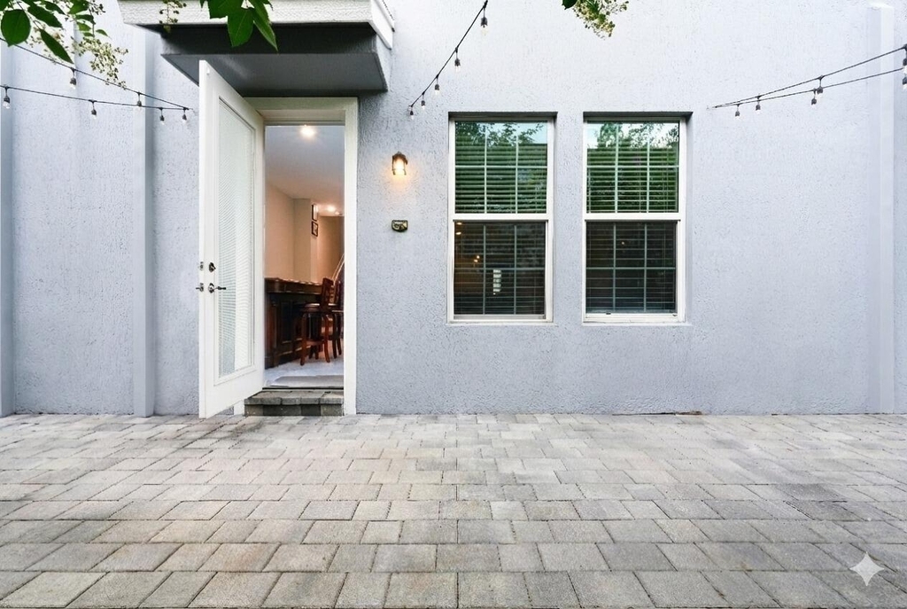 1832 Se Roxy Way - Photo 15