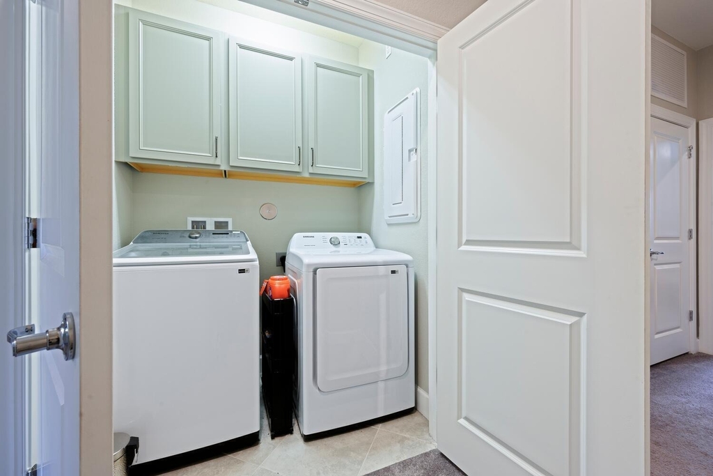1832 Se Roxy Way - Photo 14