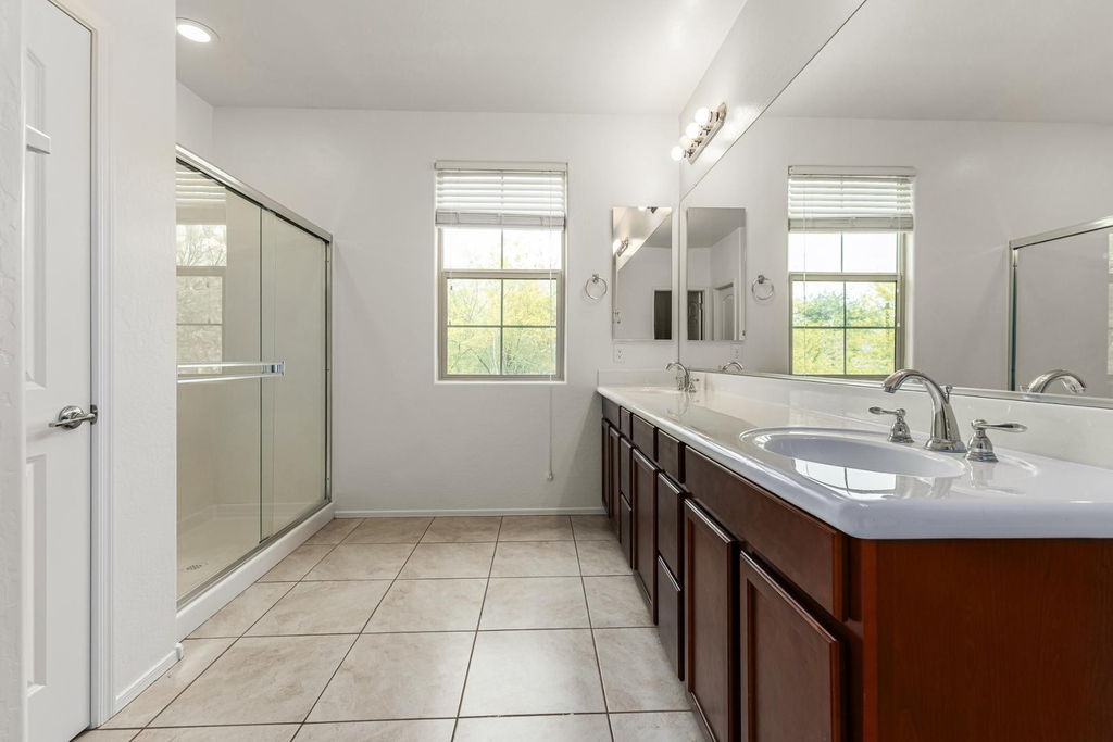 2532 N 149th Avenue - Photo 10