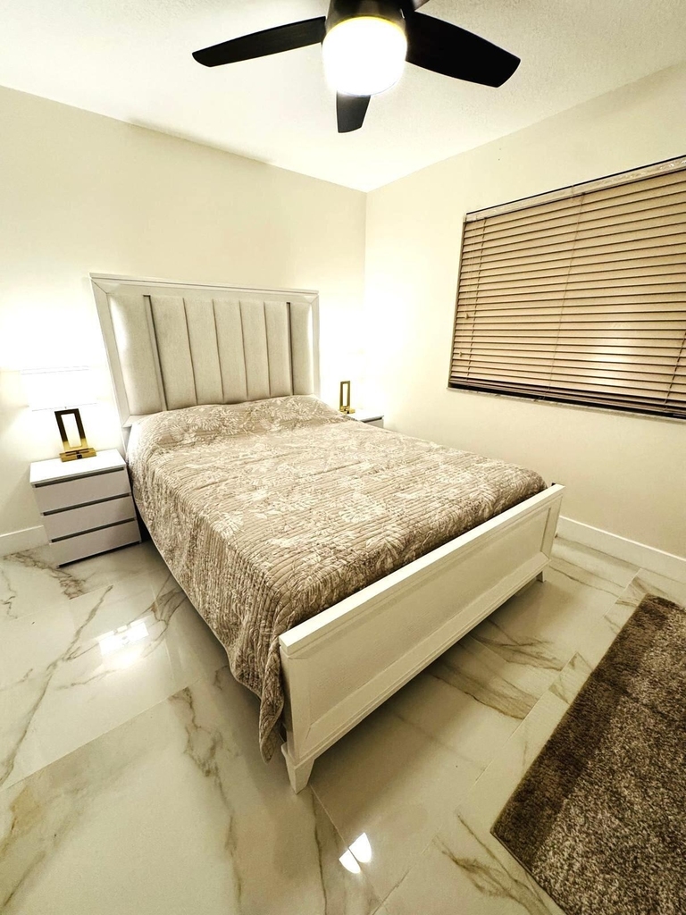 544 Nw 38th Avenue - Photo 9