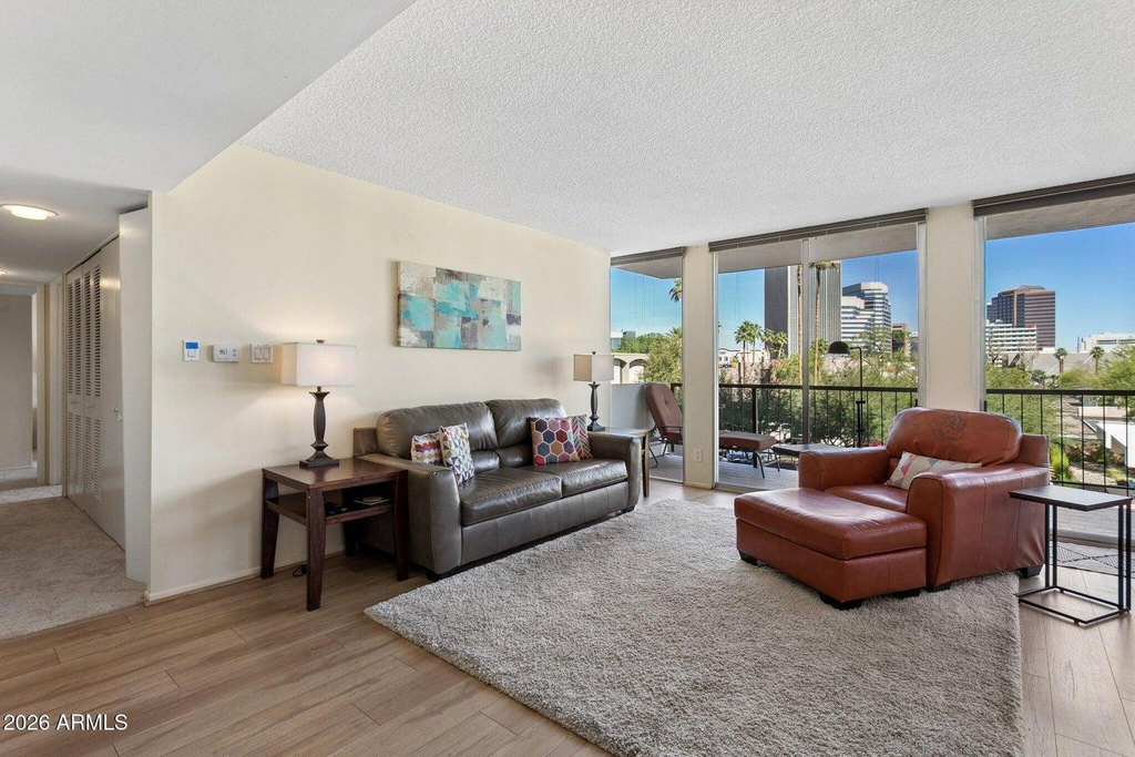 2323 N Central Avenue - Photo 5