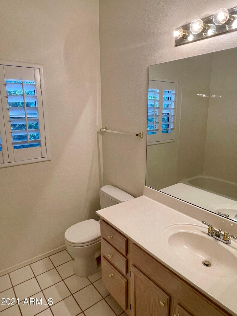 15045 N 54th Place - Photo 18