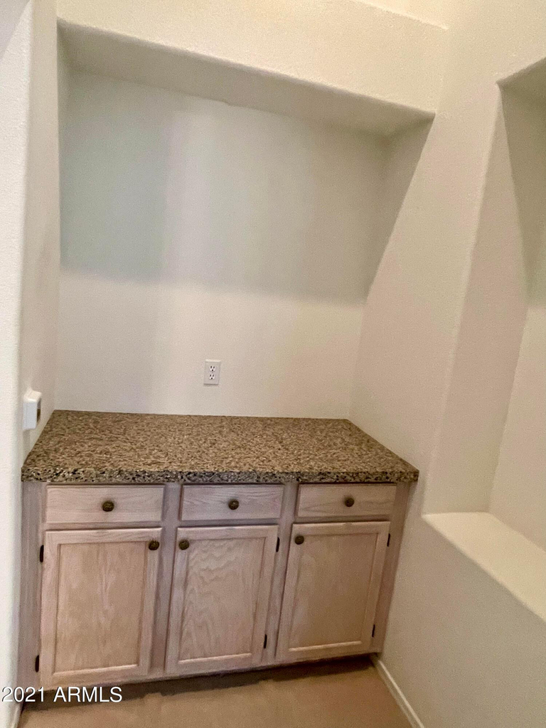 15045 N 54th Place - Photo 6