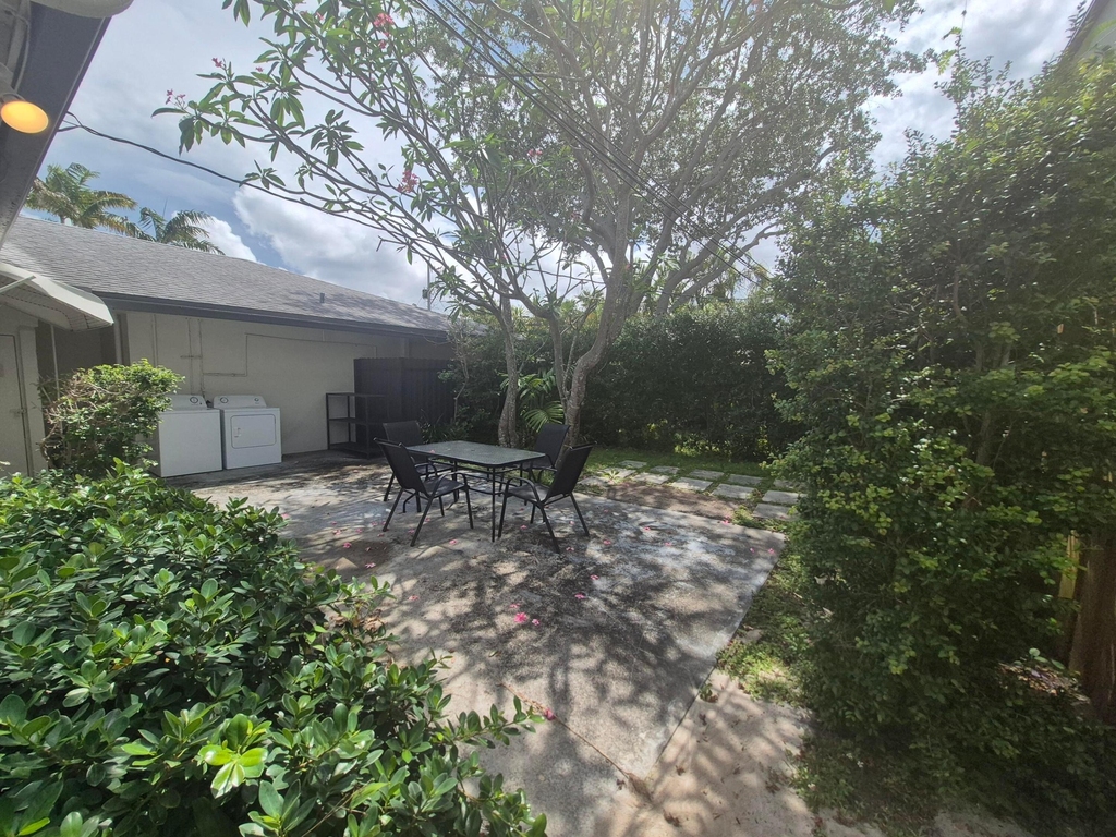 1119 Ne 17th Avenue - Photo 12