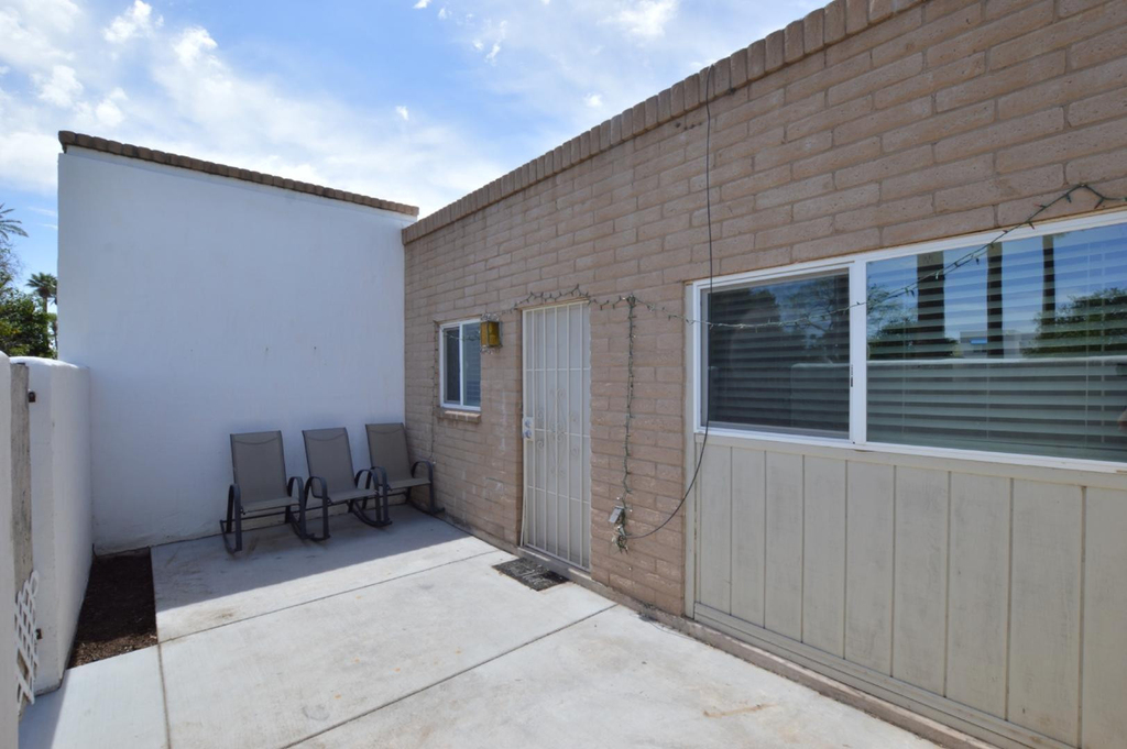 200 S Old Litchfield Road - Photo 13