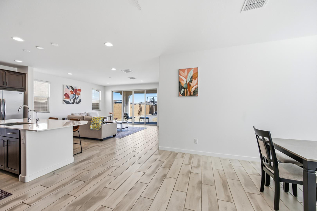 2053 W Sienna Bouquet Place - Photo 2