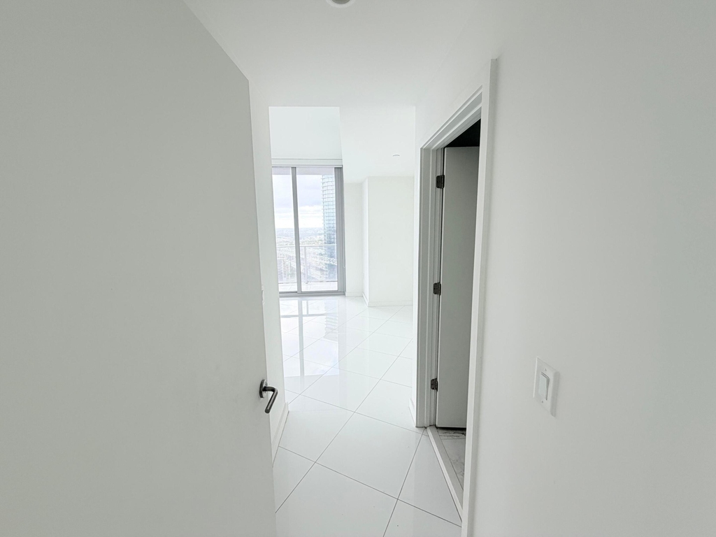 851 Ne 1st Avenue - Photo 8