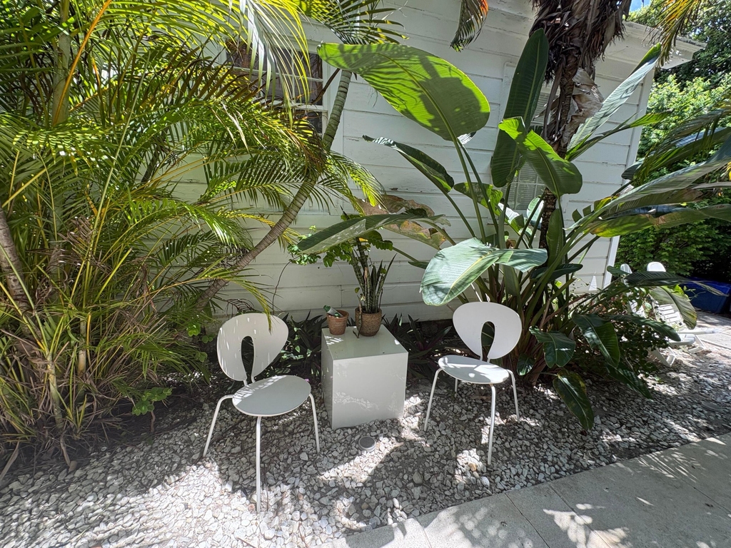 150 Australian Avenue - Photo 7