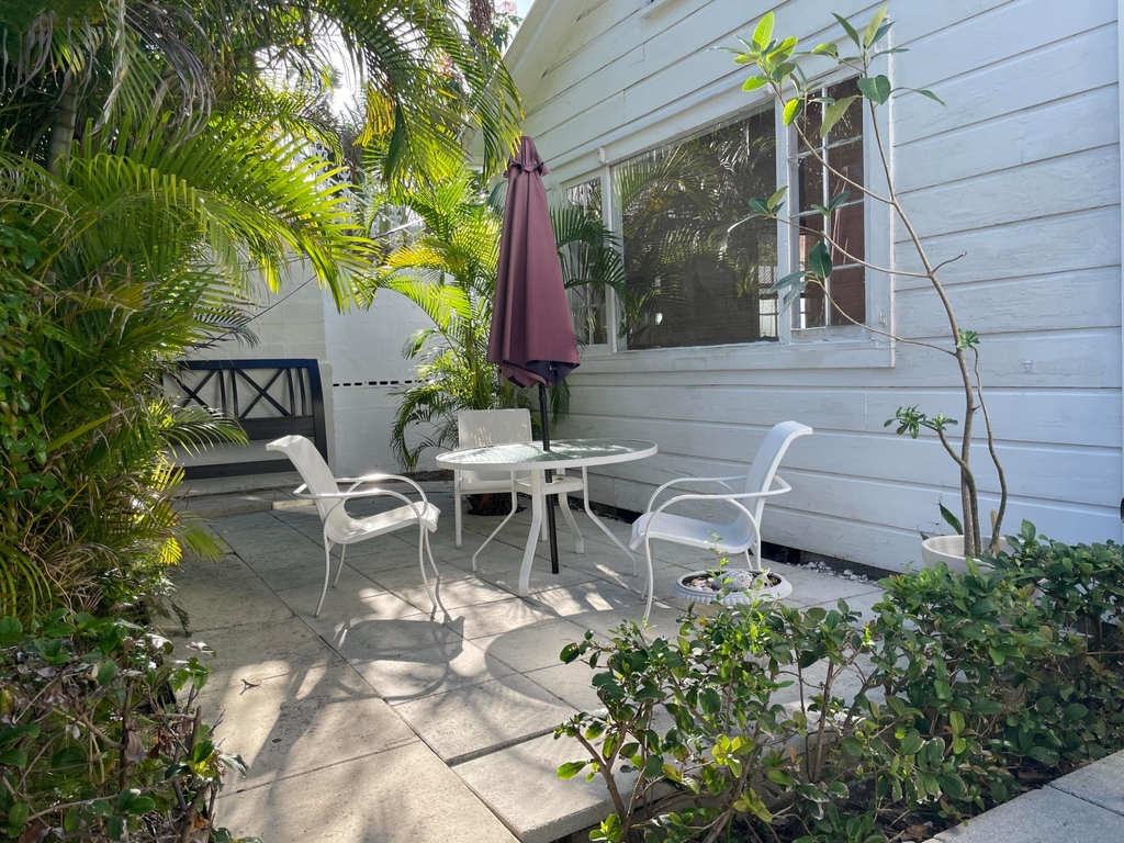 150 Australian Avenue - Photo 1