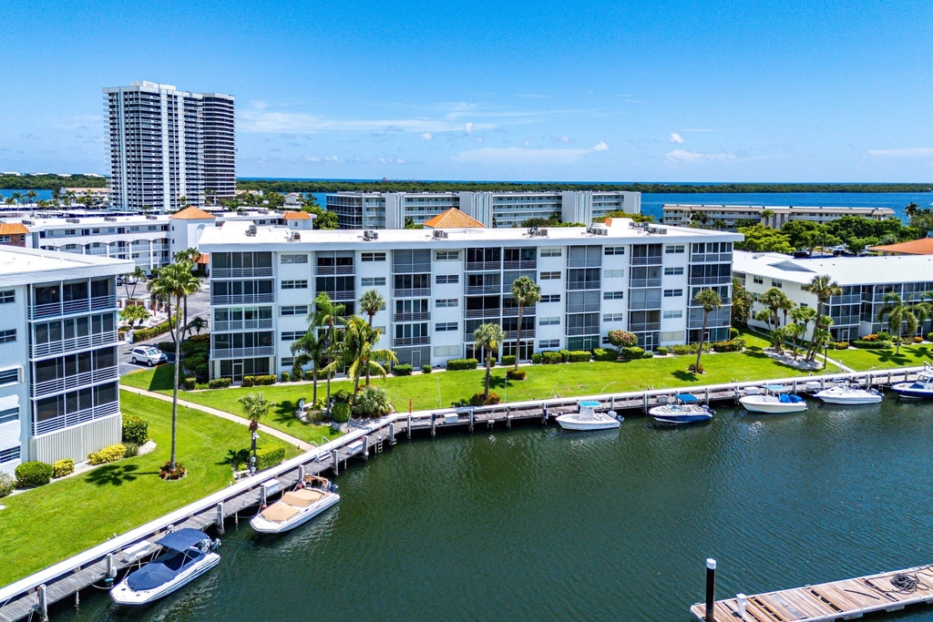 29 Yacht Club Drive - Photo 52