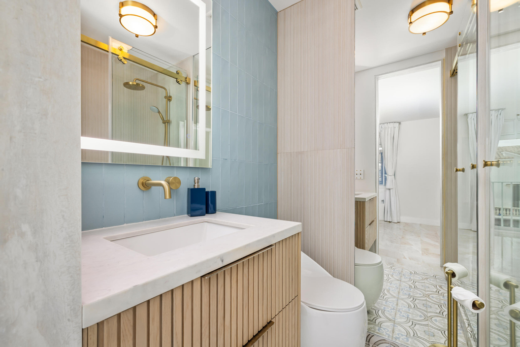 966 Jeffery Street - Photo 26