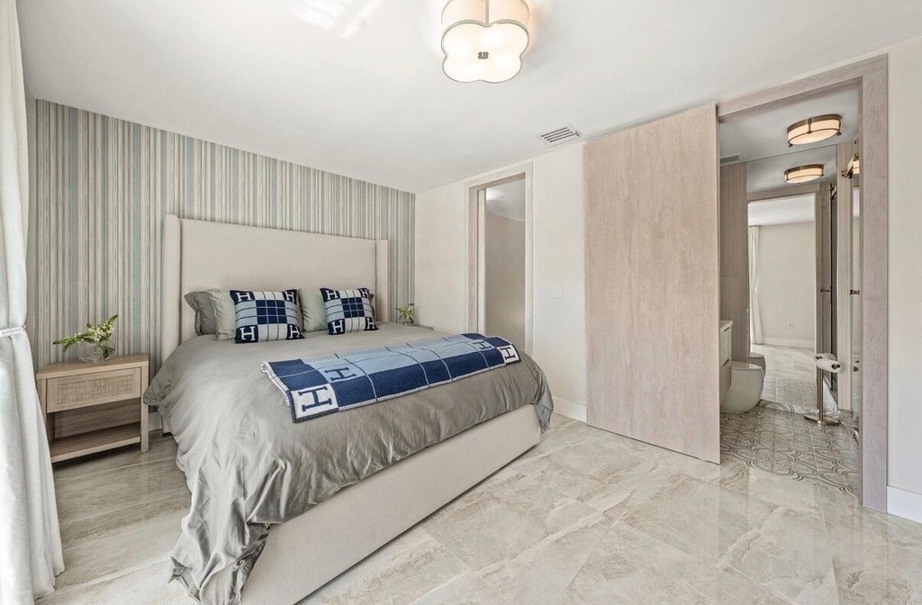 966 Jeffery Street - Photo 22