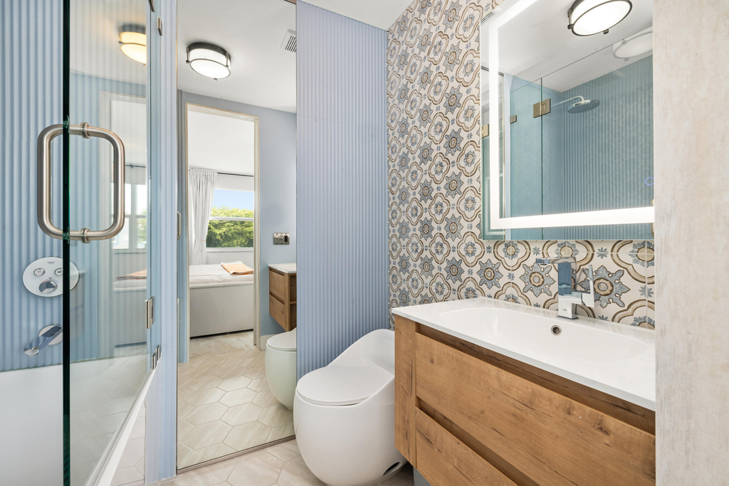 966 Jeffery Street - Photo 36
