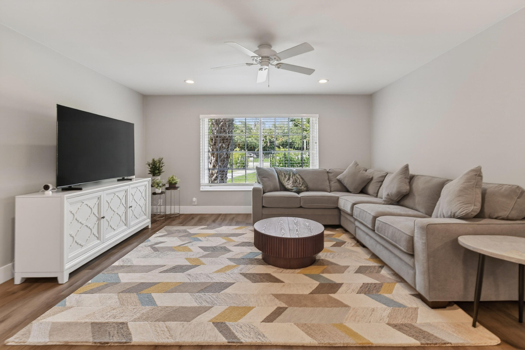 11521 Landing Place - Photo 0