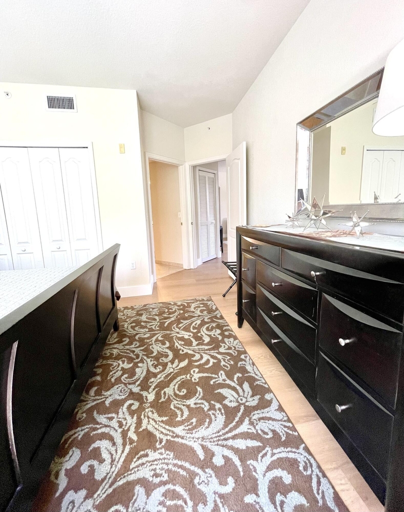 11028 Legacy Drive - Photo 29