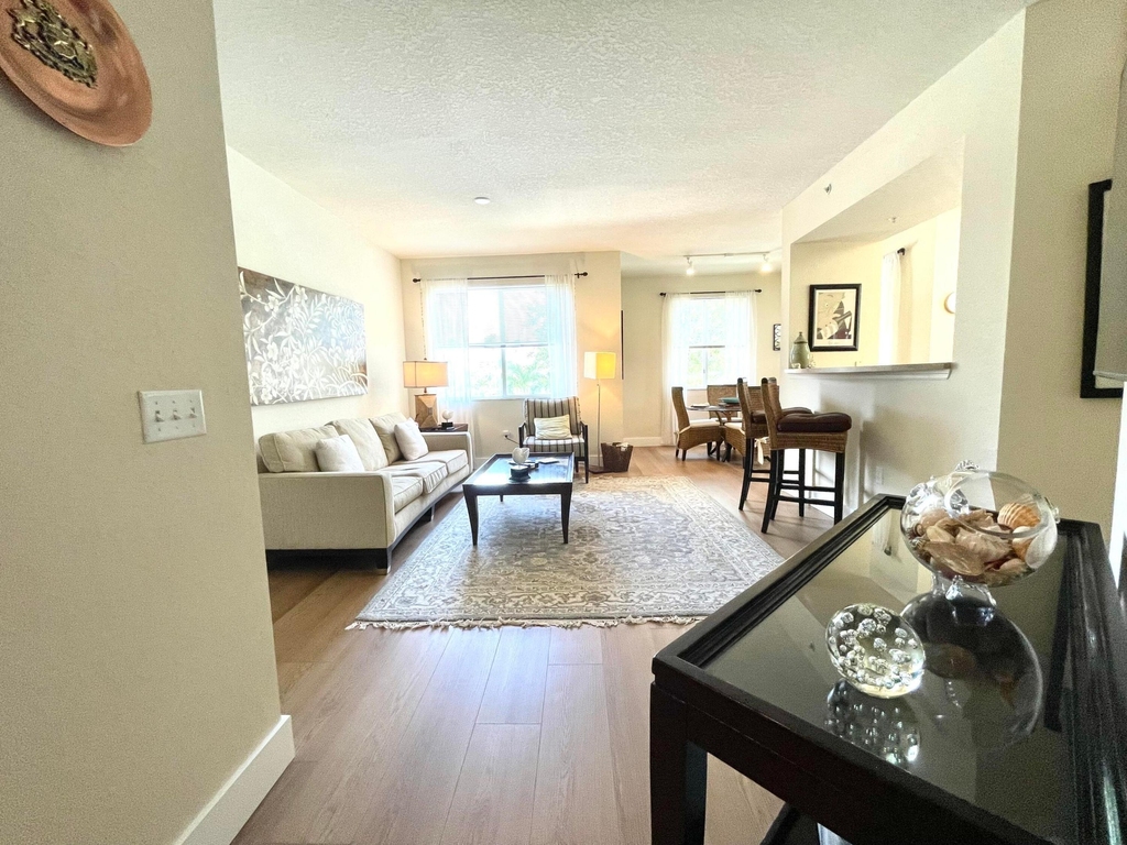 11028 Legacy Drive - Photo 10
