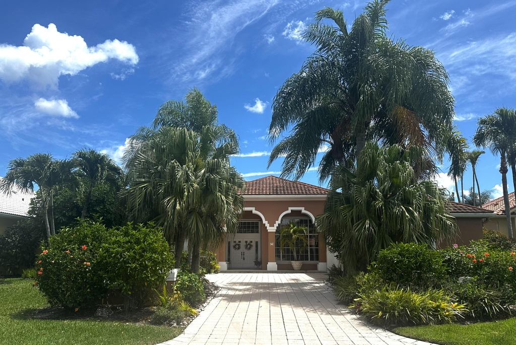 71 Cayman Place - Photo 0