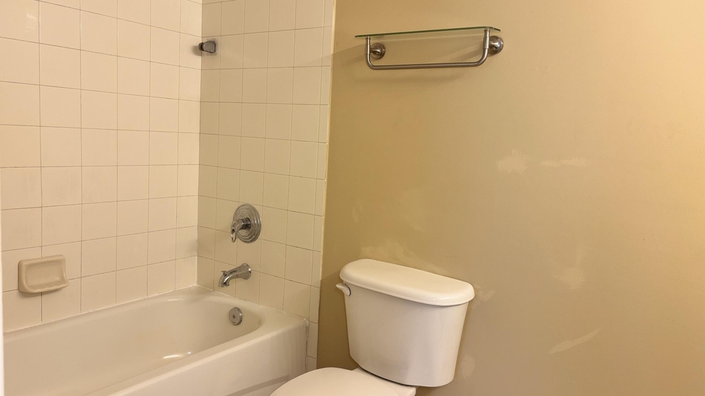 1103 Golden Lakes Boulevard - Photo 14