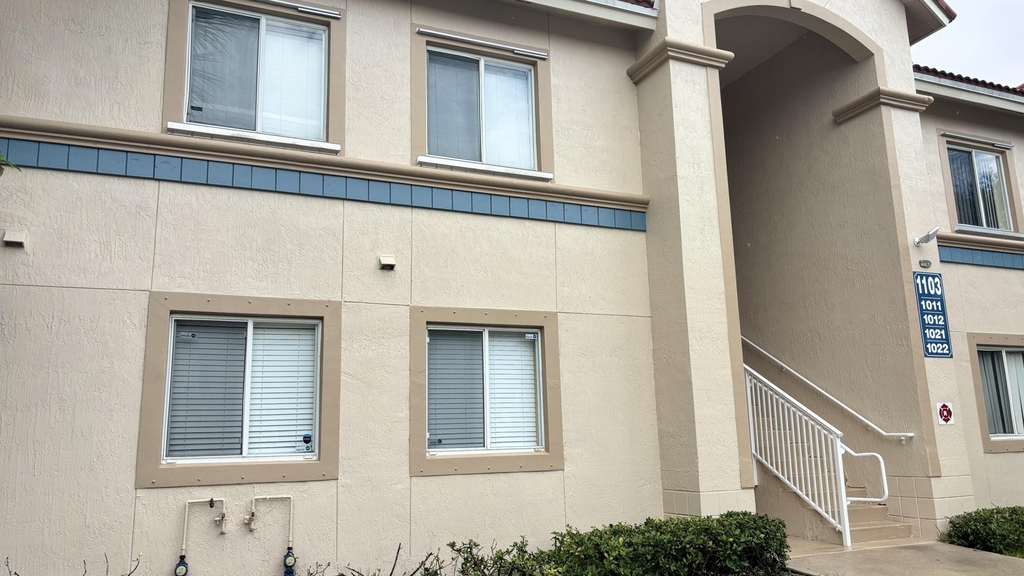 1103 Golden Lakes Boulevard - Photo 28