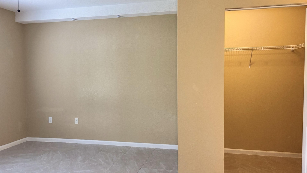 1103 Golden Lakes Boulevard - Photo 10