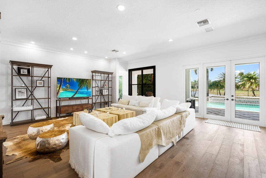 11695 Sunrise View Lane - Photo 6