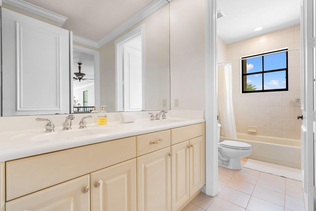 11695 Sunrise View Lane - Photo 21