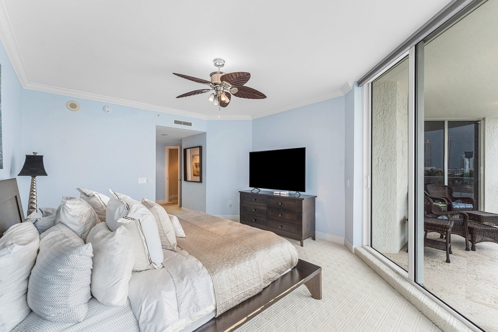 6000 Island Boulevard - Photo 21