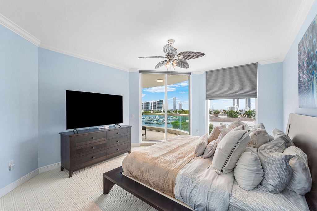 6000 Island Boulevard - Photo 20