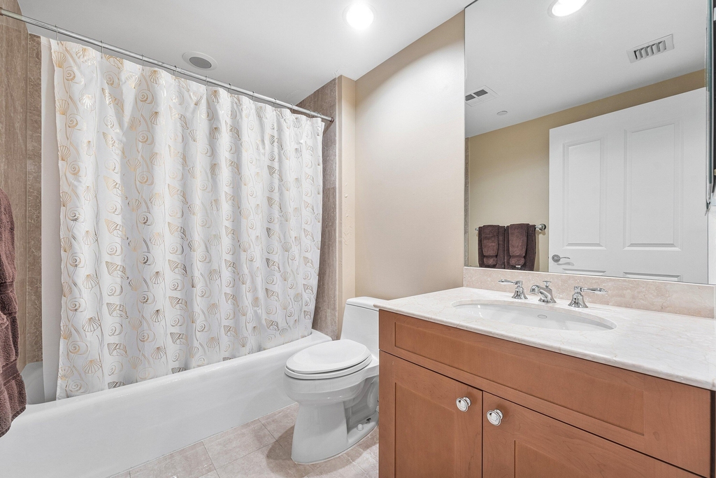 6000 Island Boulevard - Photo 13