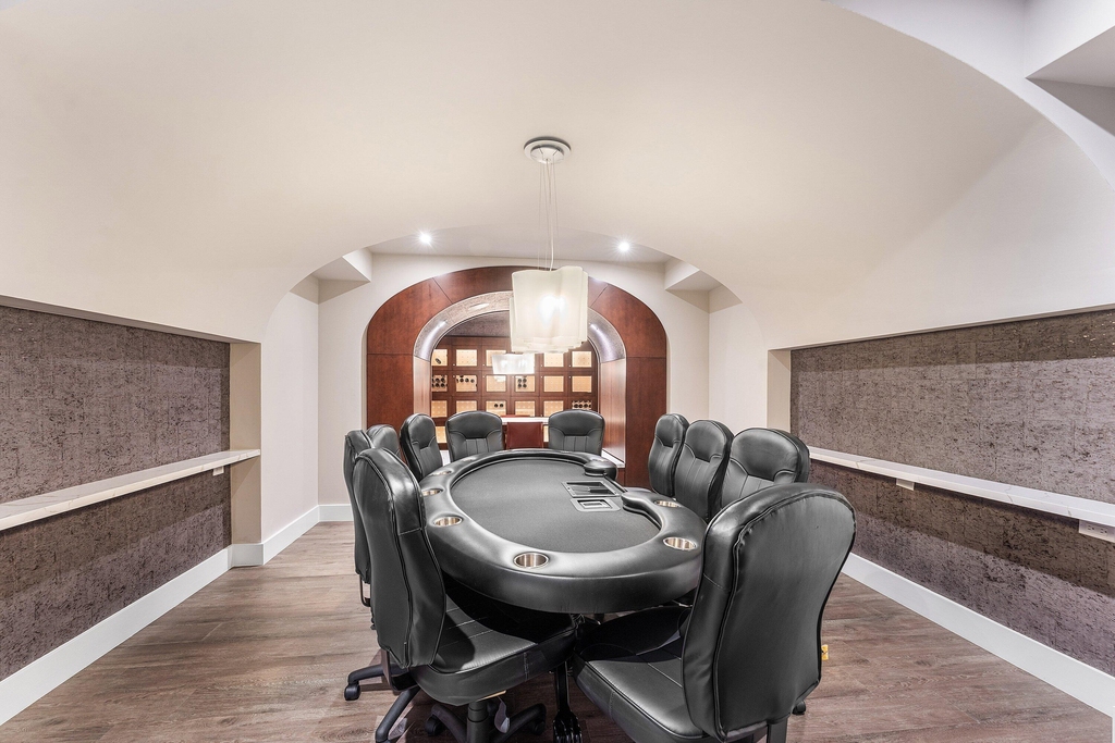 6000 Island Boulevard - Photo 46