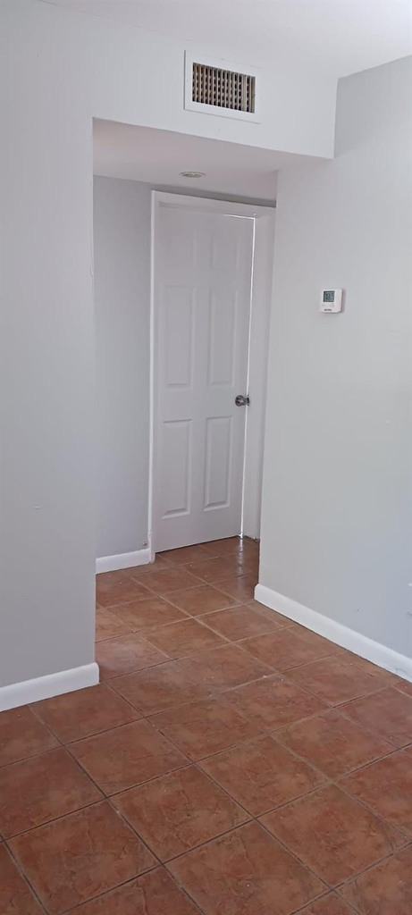 913 Sw 15th Terrace - Photo 7