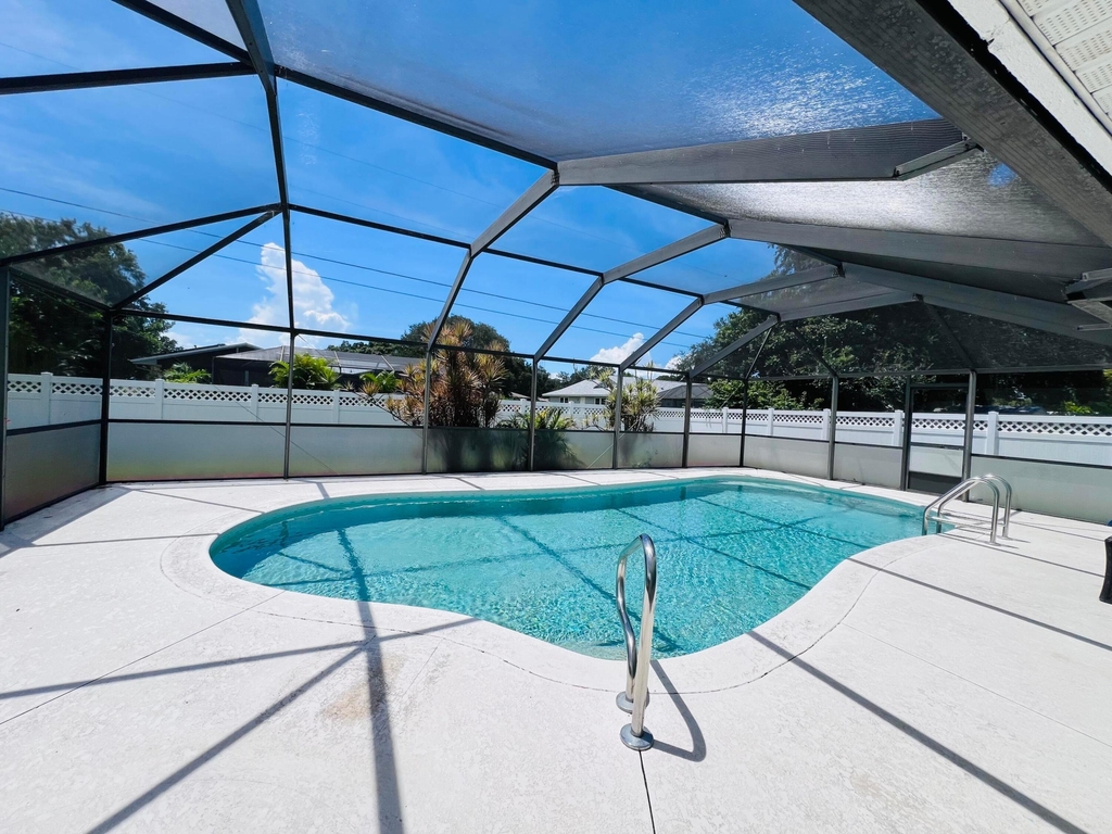 235 14th Avenue - Photo 3