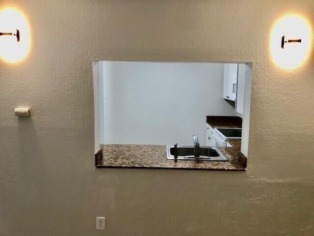 6043 10th Avenue N - Photo 4