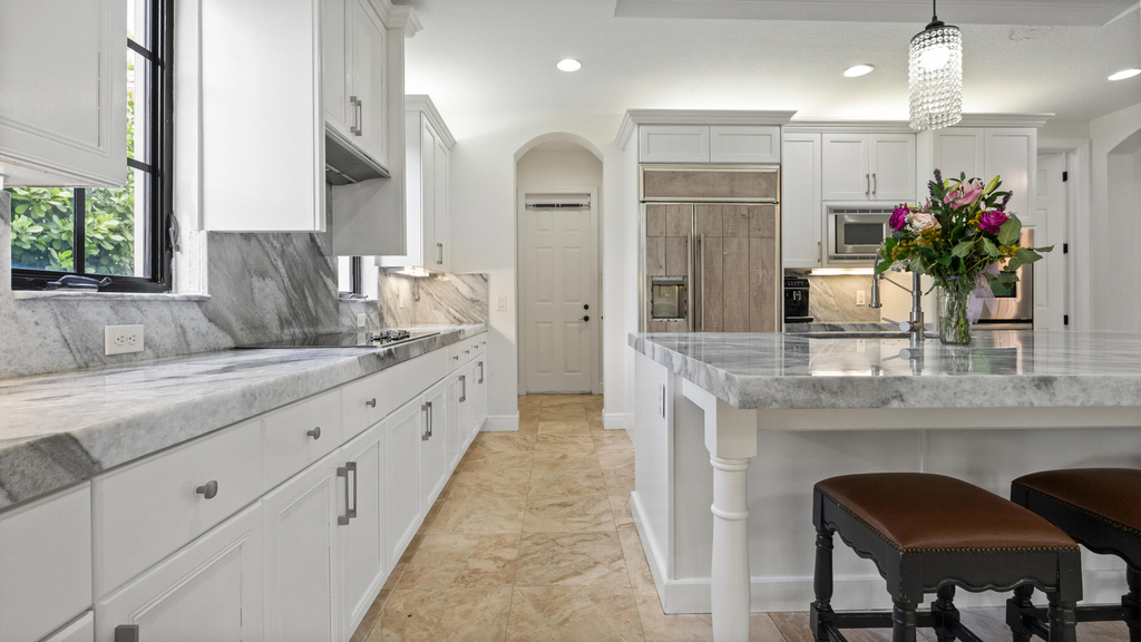 9521 Eden Manor - Photo 60