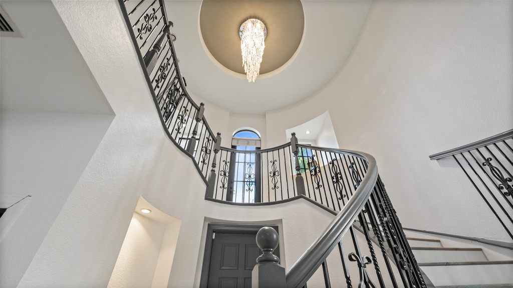 9521 Eden Manor - Photo 66