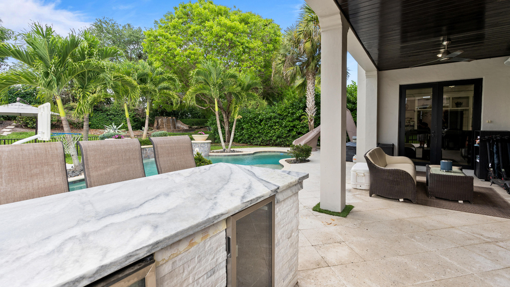 9521 Eden Manor - Photo 40