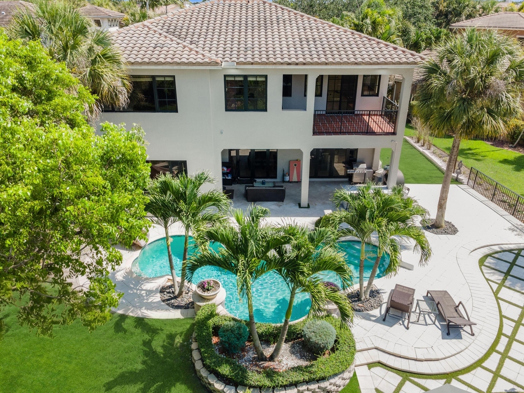 9521 Eden Manor - Photo 1