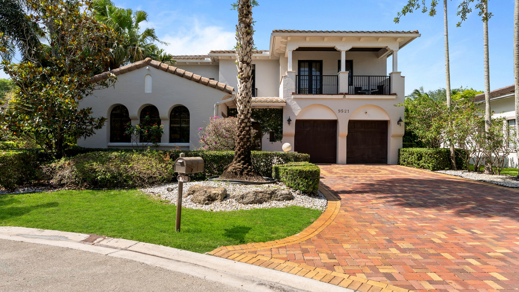 9521 Eden Manor - Photo 14