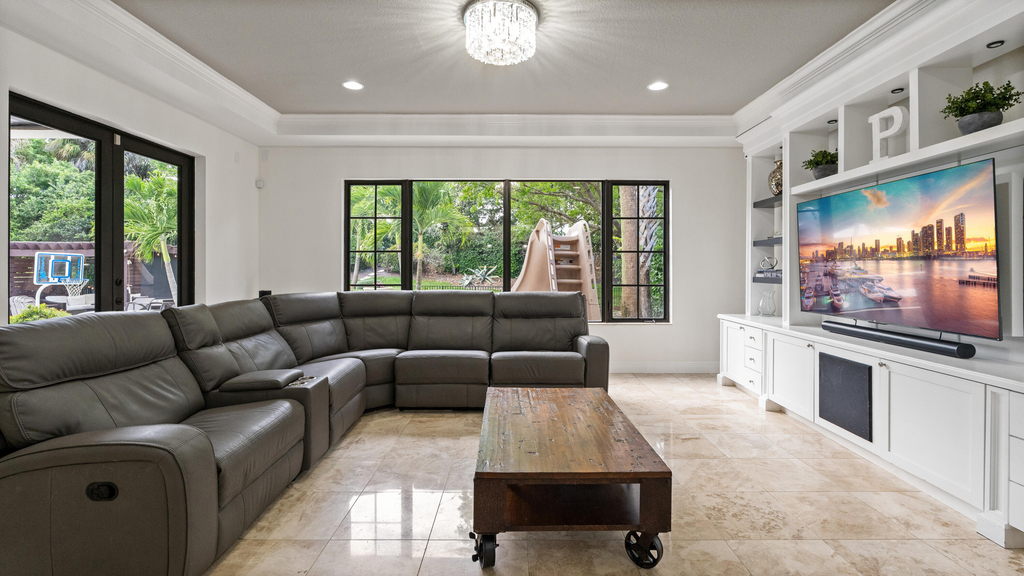 9521 Eden Manor - Photo 65