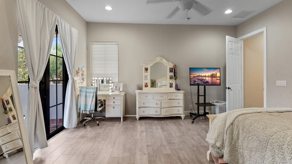 9521 Eden Manor - Photo 82