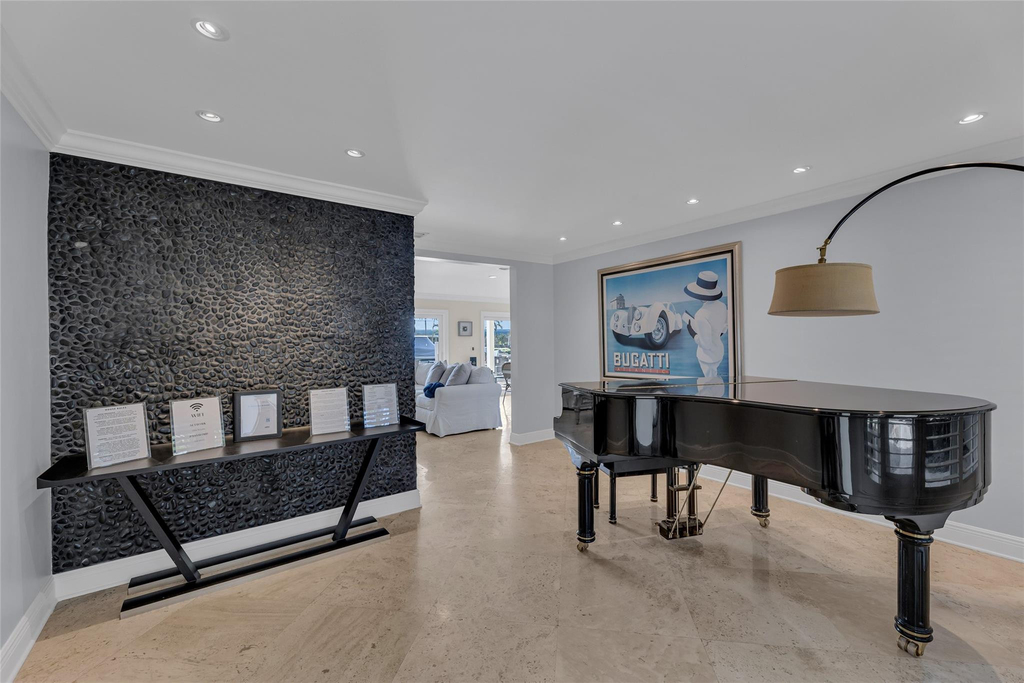 272 Imperial Lane - Photo 17