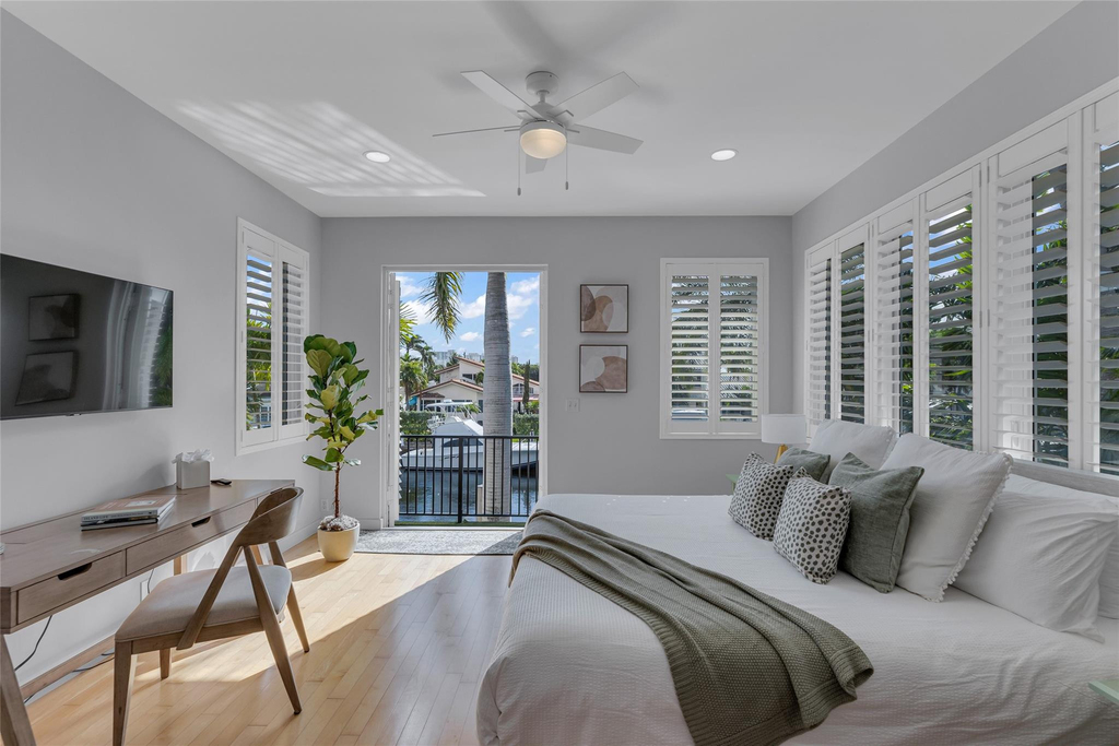 272 Imperial Lane - Photo 2